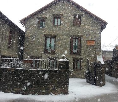 Oros Alto Maison | Apartamentos Cañardo Autural