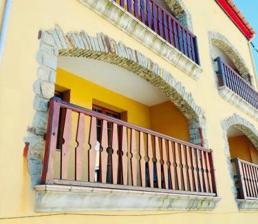 Macanet de Cabrenys Appartement | Apartamentos Cal Ratero