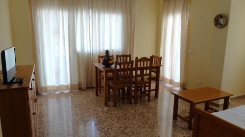 Cala Llonga Appartement | Apartamentos Cala Llonga