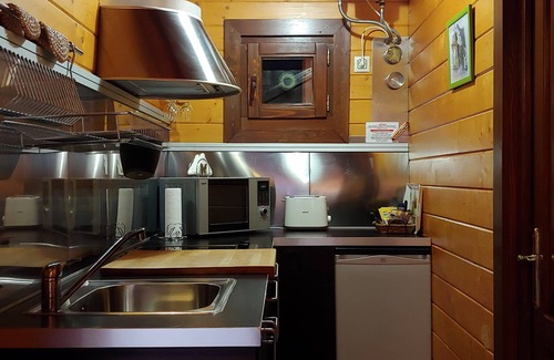 San Adrian de Cobres Cottage | Appartement Cerdeira avec vue sur la Ria de Vigo, 4 personnes dans les Rías Baixas.