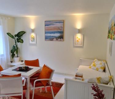 Busteni Appartement | Apartamentul ALB
