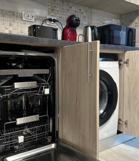 Brezoi Appartement | Apartamentul cu vibe de Blues - La un Do Distanta de festival