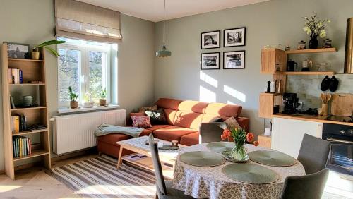 Kowary Appartement | Apartamenty EverySky Kowary, Cozy Home z widokiem na góry i windą