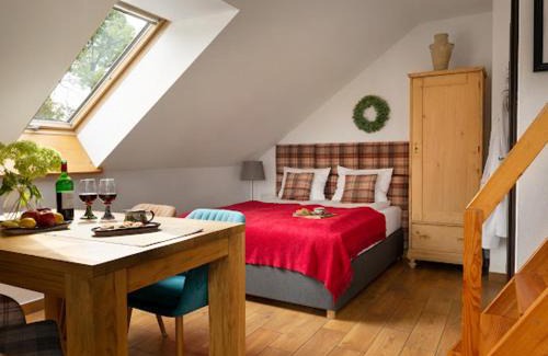 Kudowa Zdroj Appartement | Apartamenty U Harrego I Przy Stawie Spa z klimatyzacją, balia, sauna, ogrodem i parkingiem