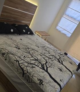 Depok Appartement | Apartemen Transpark by Lily's Room