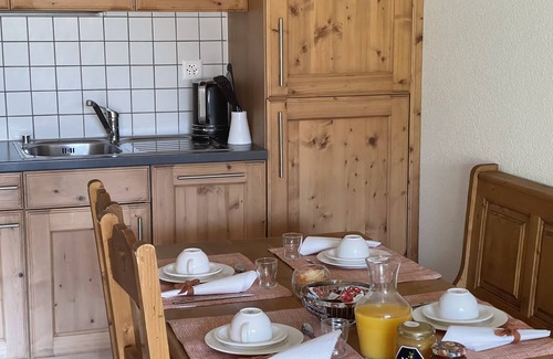 Val d'Illiez Appartement | Apartement tranquille 2.5 pièces avec vue sur les montagnes