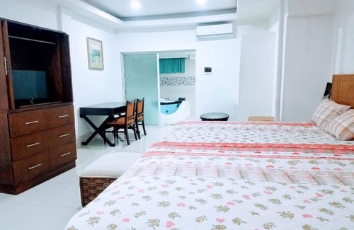 Reparto Aguedita Hôtel | Apartamento Hotel La Casona Dorada 1