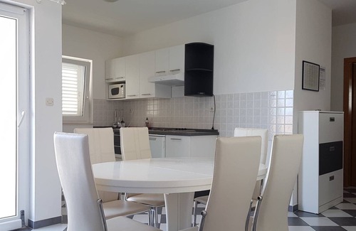 Mirce Appartement | Aparthotel Marina Gromela