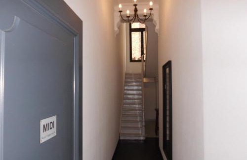 Brussels Lit Et Petit-Déjeuner | Aparthotel Midi Residence