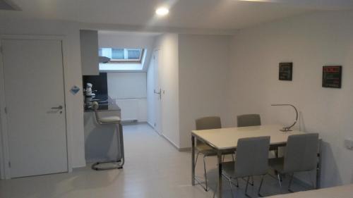 Brussels Lit Et Petit-Déjeuner | Aparthotel Midi Residence