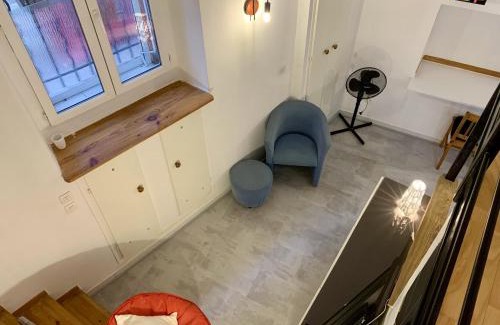 Old Town Appartement | ApartHotel Riviera - DUPLEX DE JULES - Large Studio with A C - Old Town Promenade des An