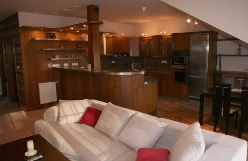 Plzen Appartement | Apartmán Bílá Hora - Roudná