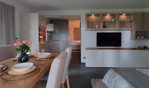 Nachod Appartement | Apartmán Bříza, výhled na zámek