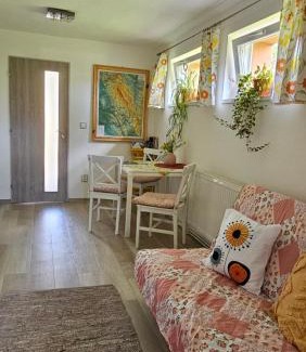 Destne Appartement | Apartmán Karovi