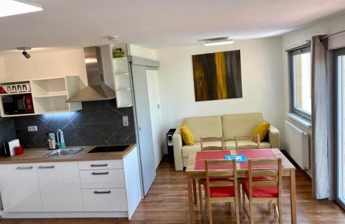Zdiby Cabine | Apartmán - E - Vyhlídka nad řekou