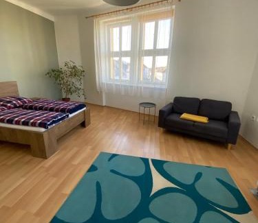 Sobeslav Appartement | Apartmán na náměstí