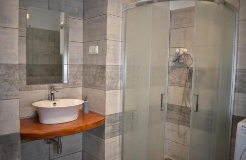 Lukov Appartement | Apartmán Na pětce