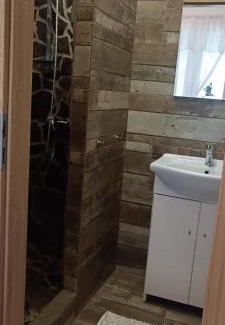 Pouzdrany Appartement | Apartmán nad vínnym sklepom