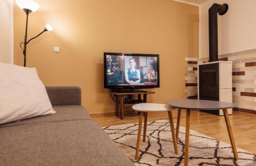 Kovalovice Appartement | Apartmán Pod borovicí