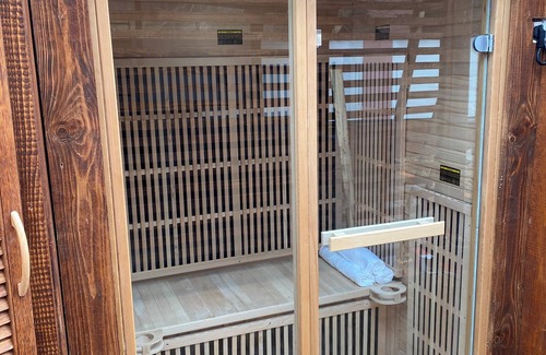 Nova Paka Appartement | APARTMÁN S PRIVÁTNÍM WELLNESS v ceně pronájmu