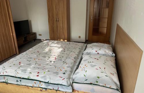 Zlonice Appartement | Apartmán se společným bazénem Zlonice