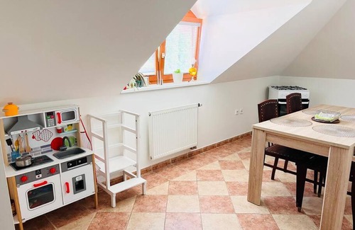 Orech Appartement | Apartmán se zahradou 20 minut do centra Prahy