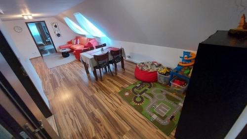 Tajov Appartement | Apartmán Tajov pre 5-6 osôb, privatne parkovanie a terasa