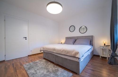 Hluboka nad Vltavou Appartement | Apartmán U řeky