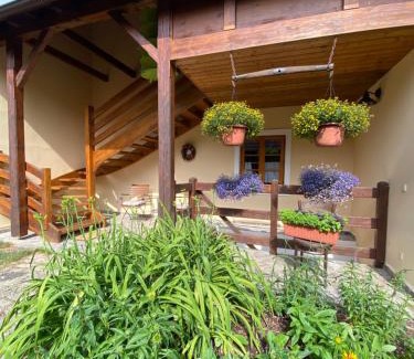 Nova Bystrice Appartement | Apartmán U Jezírka