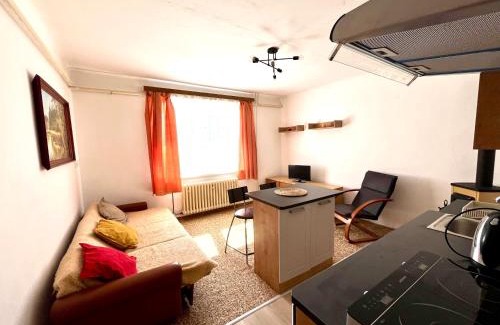 Tetin Appartement | Apartmán U Sadu