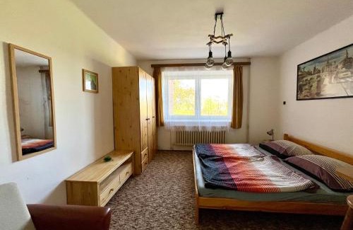 Tetin Appartement | Apartmán U Sadu