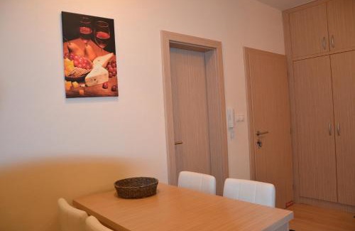 Stara Lesna Appartement | Apartmán v Starej Lesnej s balkónom