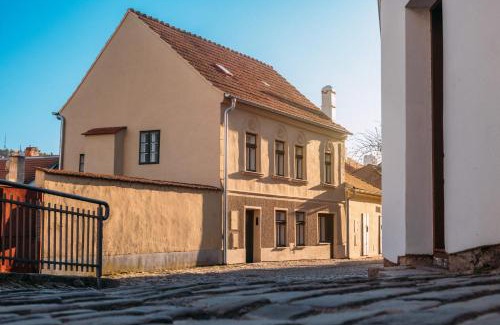Trebic Appartement | Apartmány Nathan - Ubytování s příběhem