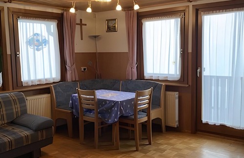 Schoenwald Appartement | Appartement "Wernet" avec vue sur les montagnes, jardin privé et Wi-Fi