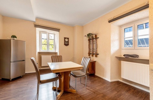 Thaleischweiler-Froschen Appartement | Appartement '8' avec jardin partagé et Wi-Fi