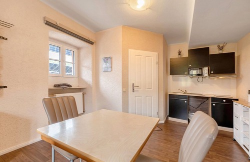 Thaleischweiler-Froschen Appartement | Appartement '8' avec jardin partagé et Wi-Fi