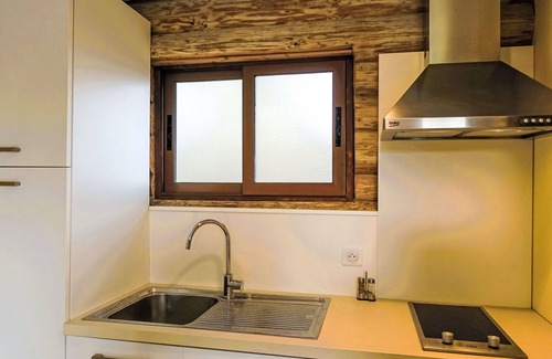 Pietracorbara Maison | Apartment in villa with pool, A/C, WIFI, TV, terrace, pets allowed, panoramic view, parking