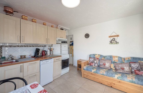 Notre-Dame-de-Bellecombe Appartement | Appartement "Les Rocailles" avec vue sur les montagnes, terrasse privée et Wi-Fi