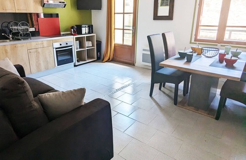 Villefranche-de-Conflent Appartement | Appartement avec balcon vue montagne Le Fort Résidence Les Rosalys