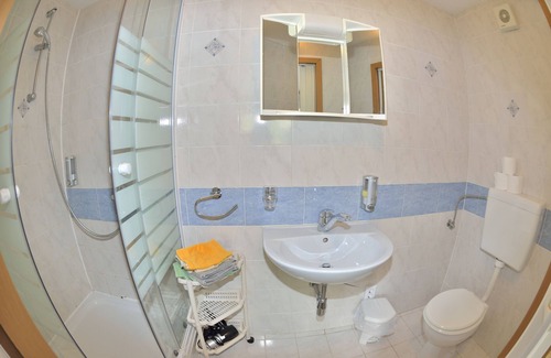 Ljutomer Maison | Apartmaji bungalovi i sotorisce Silva