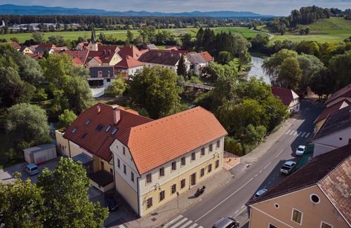 Cerklje ob Krki Appartement | Apartmaji Ob Krki Kostanjevica
