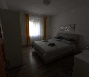 Perusic Appartement | Apartman Ane