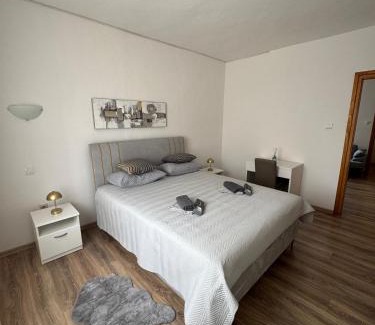 Perusic Appartement | Apartman Ane