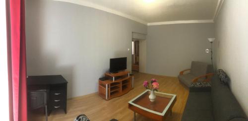 Velky Krtis Appartement | Apartman BEA, SNP 12 Veľký Krtíš