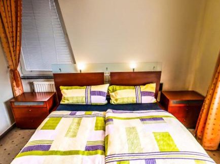 Sostogyogyfurdo Appartement | Apartman De Lux