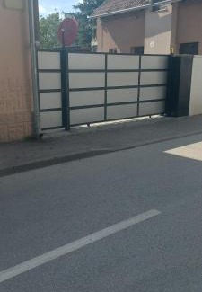 Sremska Mitrovica Appartement | Apartman ESPRESSO sa parkingom
