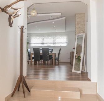 Cazma Appartement | Apartman Hubertus 5*