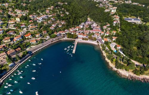 Ika Appartement | Apartman Mario by Villas Guide
