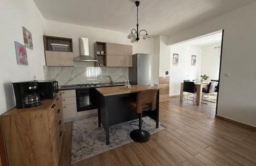 Vodnjan Appartement | Apartman mirna lokacija s pogledom i parkingom