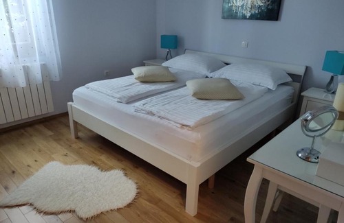 Lipa Appartement | Apartman Roža